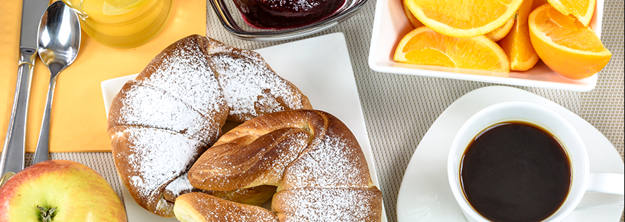 Petit-déjeuner à la française